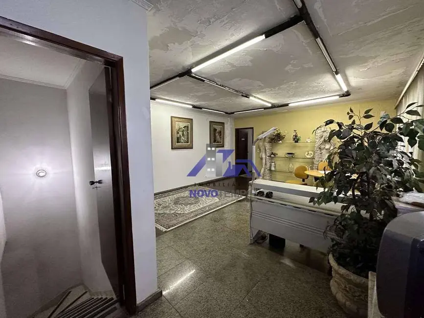 Sobrado com 4 quartos à venda, 262m2 em Sumaré, São Paulo - SP - imagem 4 Foto 4 de Sobrado com 4 quartos à venda, 262m2 em Sumaré, São Paulo - SP