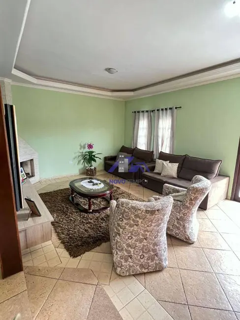 Foto 2 de Sobrado com 4 quartos à venda e para alugar, 630m2 em Parque Nova Jandira, Jandira - SP