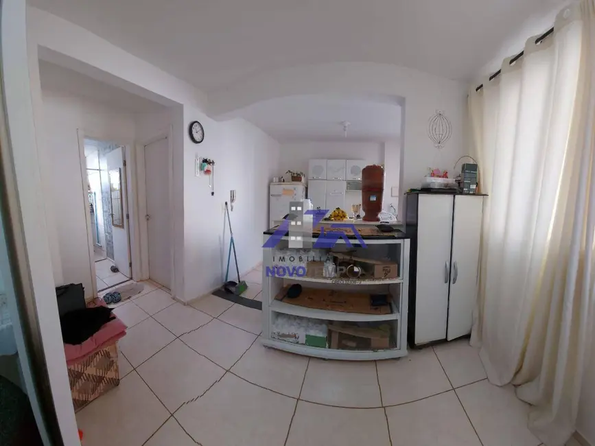 Foto 2 de Apartamento com 2 quartos à venda, 42m2 em Umuarama, Aracatuba - SP