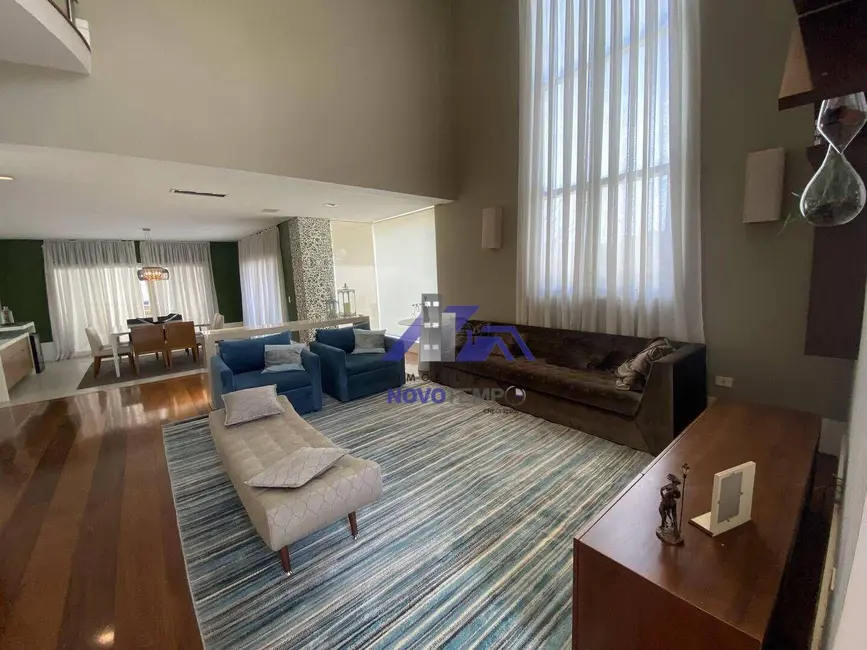 Foto 3 de Sobrado com 4 quartos à venda, 692m2 em Santana De Parnaiba - SP