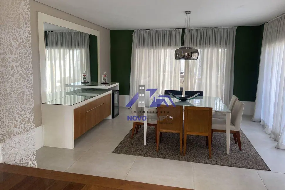 Foto 6 de Sobrado com 4 quartos à venda, 692m2 em Santana De Parnaiba - SP