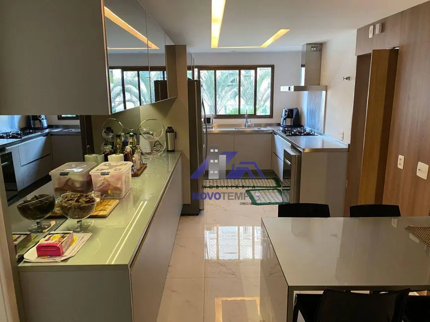 Foto 2 de Apartamento com 4 quartos à venda, 288m2 em Barueri - SP