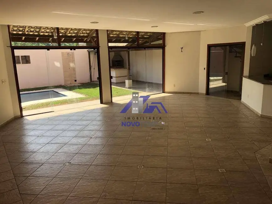 Foto 8 de Sobrado com 4 quartos à venda, 360m2 em Horizontal Park, Cotia - SP