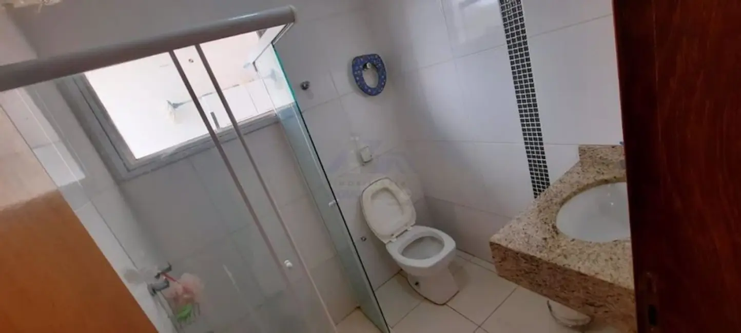 Foto 9 de Sobrado com 3 quartos à venda, 200m2 em Centro, Guararapes - SP