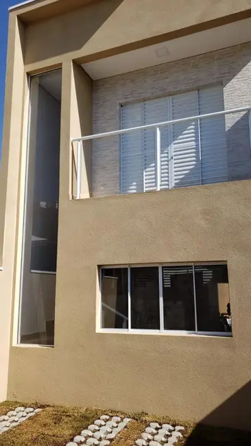 Foto 3 de Sobrado com 3 quartos à venda, 150m2 em Santana De Parnaiba - SP