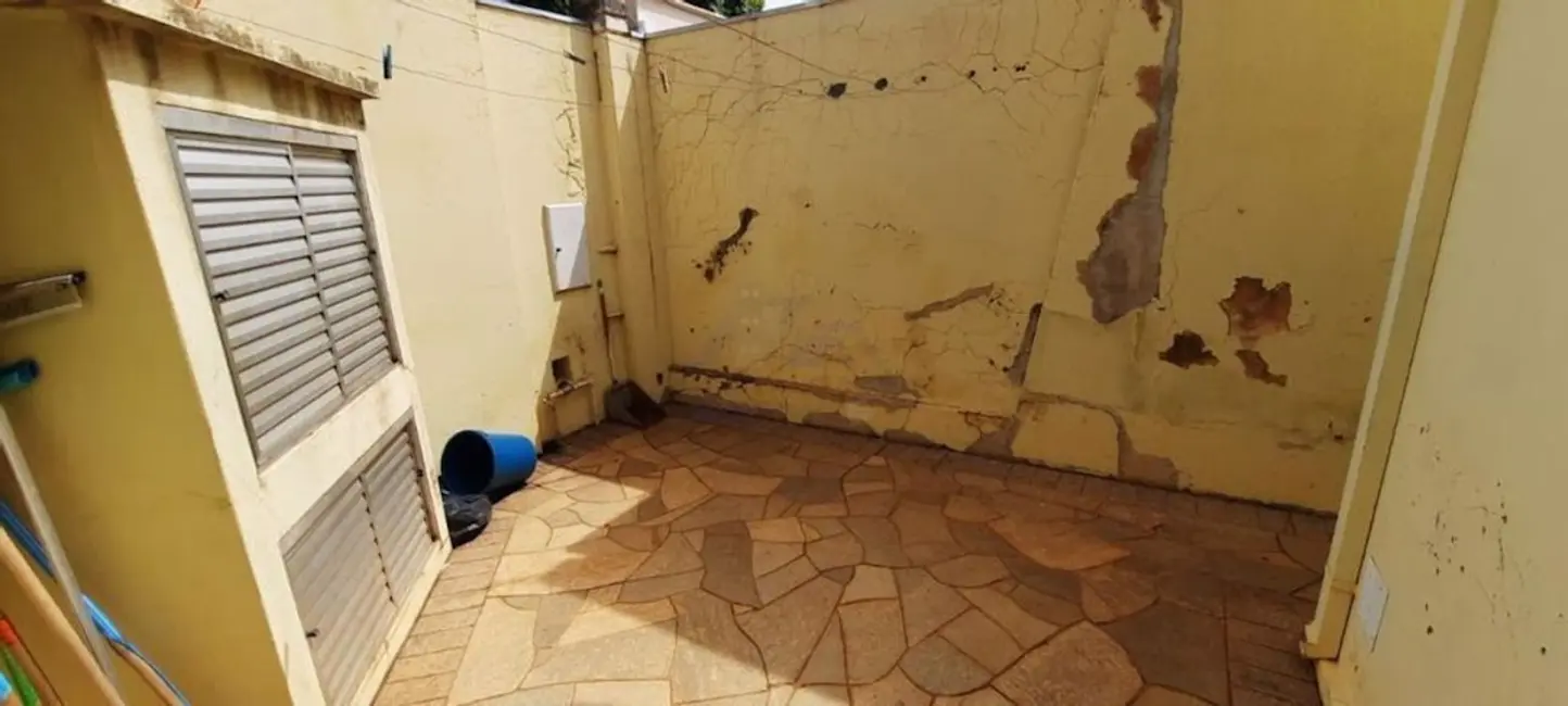 Foto 7 de Casa com 3 quartos à venda, 375m2 em Guararapes - SP