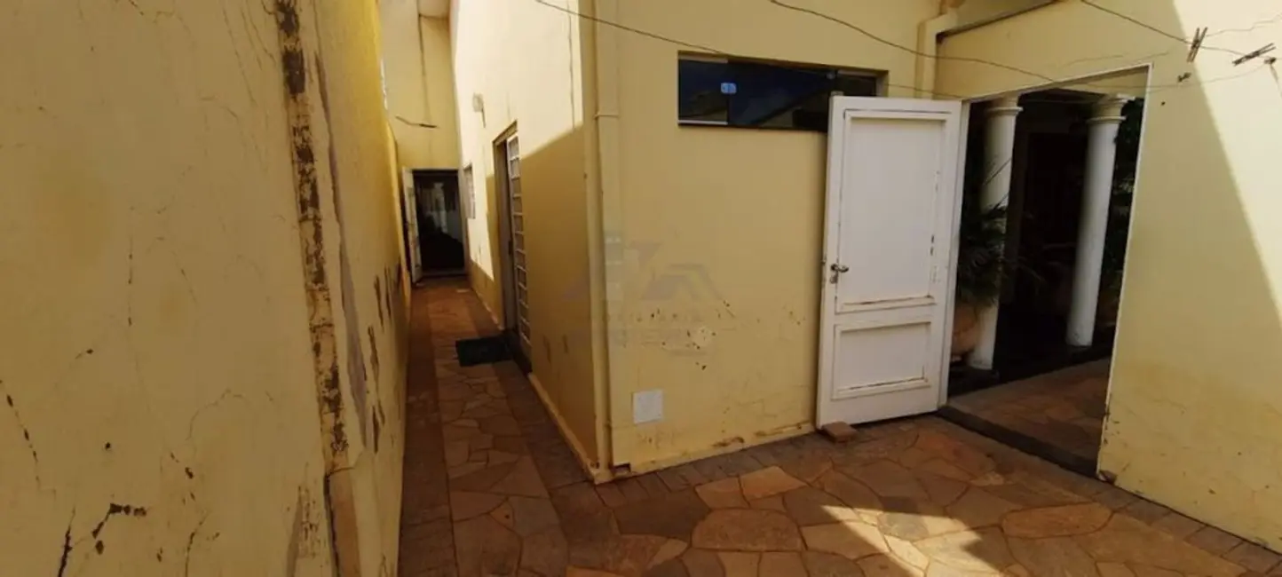 Foto 8 de Casa com 3 quartos à venda, 375m2 em Guararapes - SP