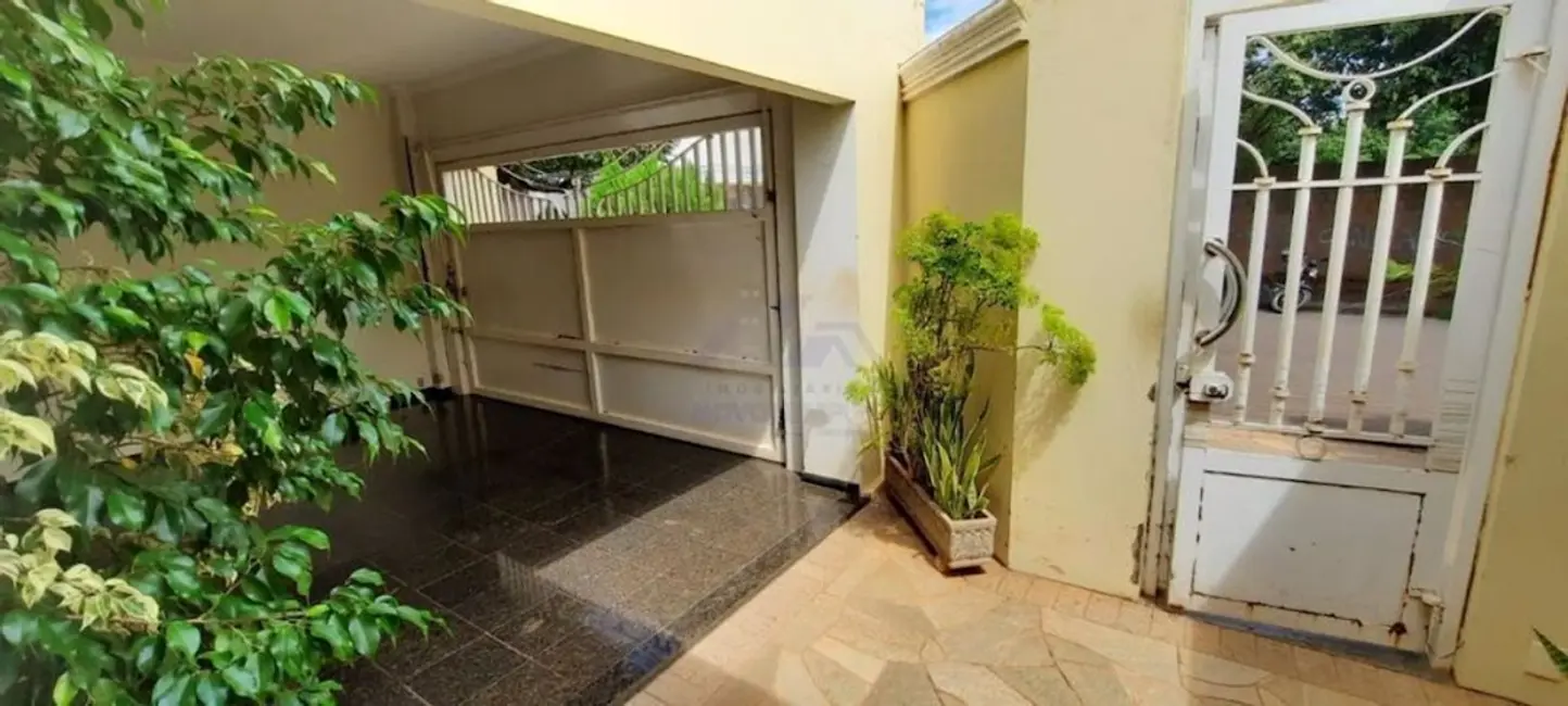 Foto 4 de Casa com 3 quartos à venda, 375m2 em Guararapes - SP