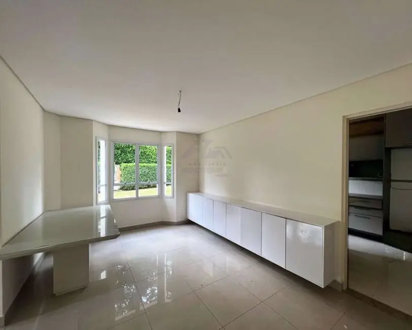Sobrado com 4 quartos à venda e para alugar, 1015m2 em Chácara Santa Lúcia, Carapicuiba - SP - imagem 7 Foto 7 de Sobrado com 4 quartos à venda e para alugar, 1015m2 em Chácara Santa Lúcia, Carapicuiba - SP