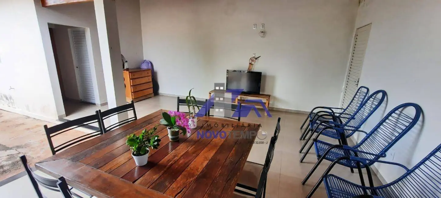 Foto 5 de Casa com 3 quartos à venda, 560m2 em Centro, Guararapes - SP