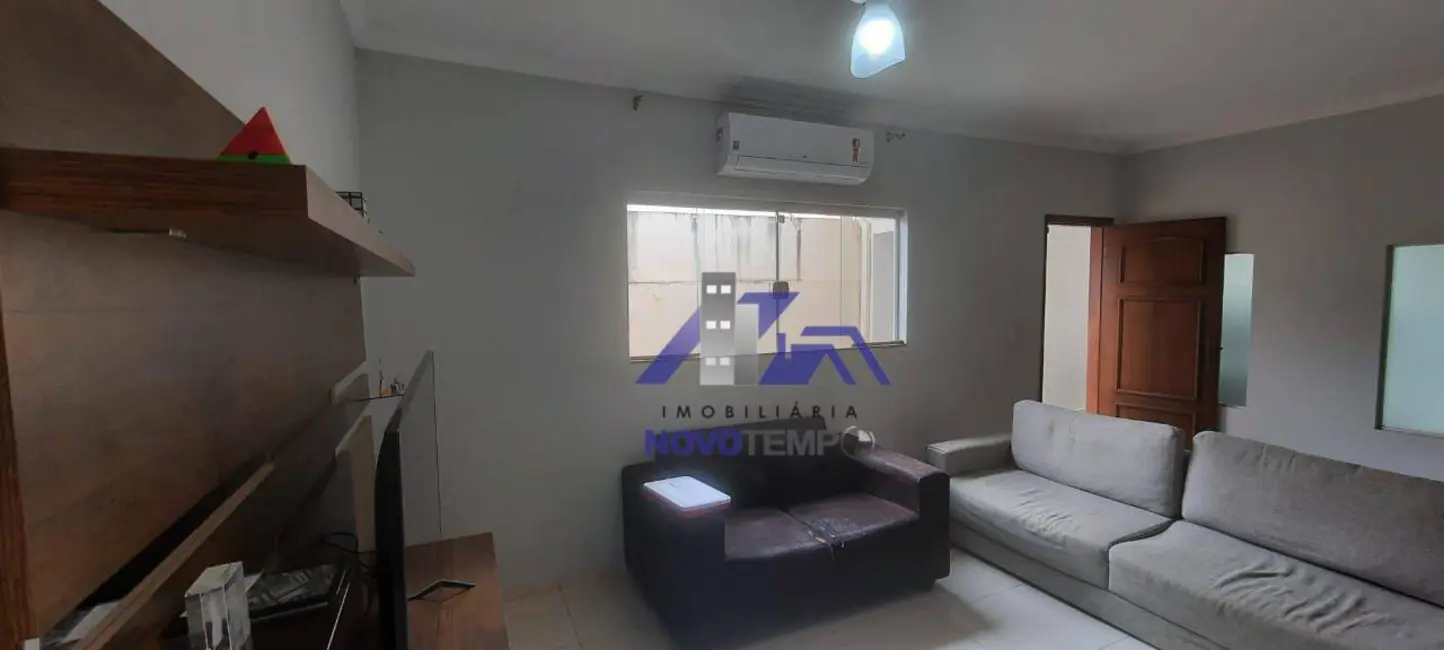 Foto 8 de Casa com 3 quartos à venda, 560m2 em Centro, Guararapes - SP