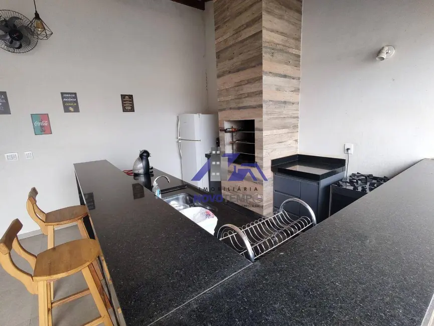 Foto 1 de Casa com 3 quartos à venda, 560m2 em Centro, Guararapes - SP