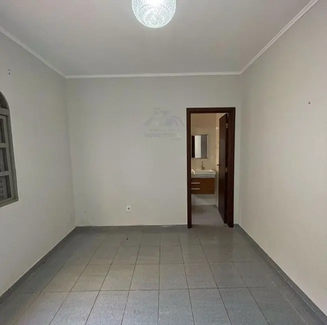 Sobrado com 4 quartos à venda, 537m2 em Paraíso, Aracatuba - SP - imagem 8 Foto 8 de Sobrado com 4 quartos à venda, 537m2 em Paraíso, Aracatuba - SP