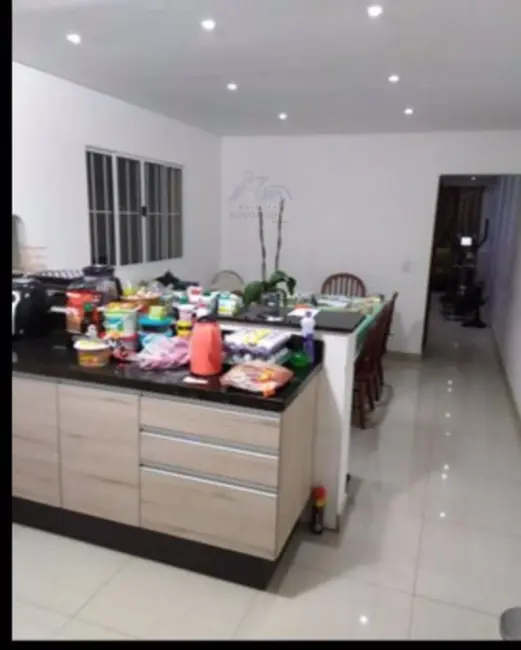 Foto 2 de Sobrado com 3 quartos à venda, 125m2 em Barueri - SP