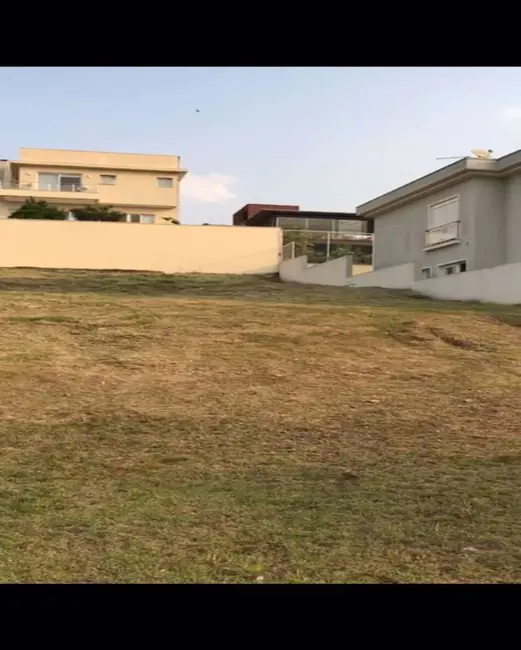 Foto 1 de Terreno / Lote à venda, 556m2 em Santana De Parnaiba - SP