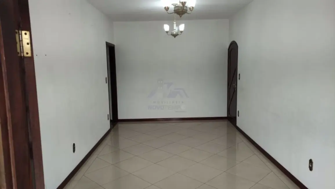 Foto 3 de Casa com 3 quartos à venda, 300m2 em Vila São Silvestre, Barueri - SP