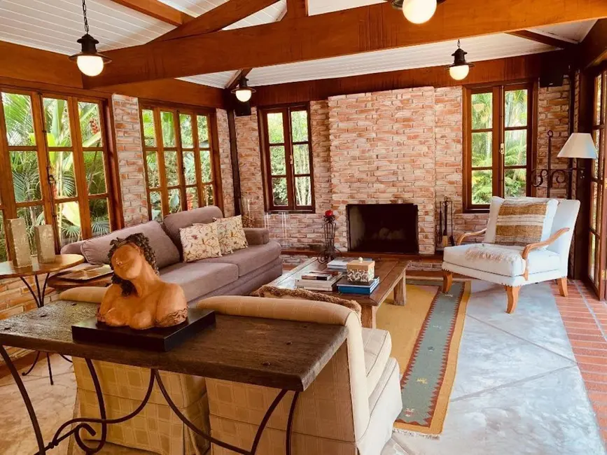Casa de Condomínio com 3 quartos à venda, 1488m2 em Palos Verdes, Carapicuiba - SP - imagem 3 Foto 3 de Casa de Condomínio com 3 quartos à venda, 1488m2 em Palos Verdes, Carapicuiba - SP