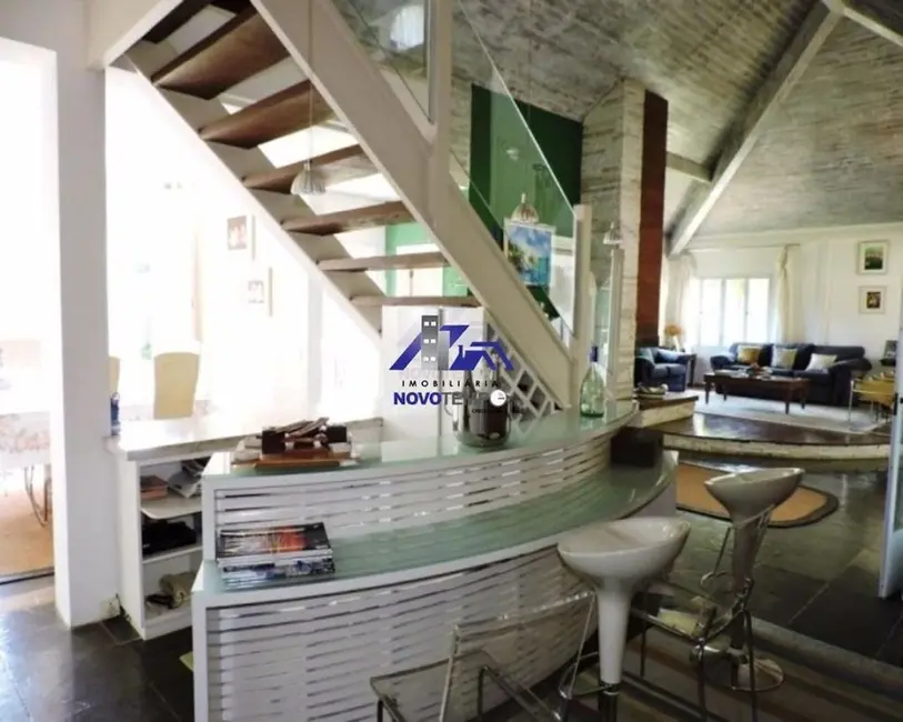 Foto 3 de Casa de Condomínio com 3 quartos à venda, 1081m2 em Residencial Euroville, Carapicuiba - SP