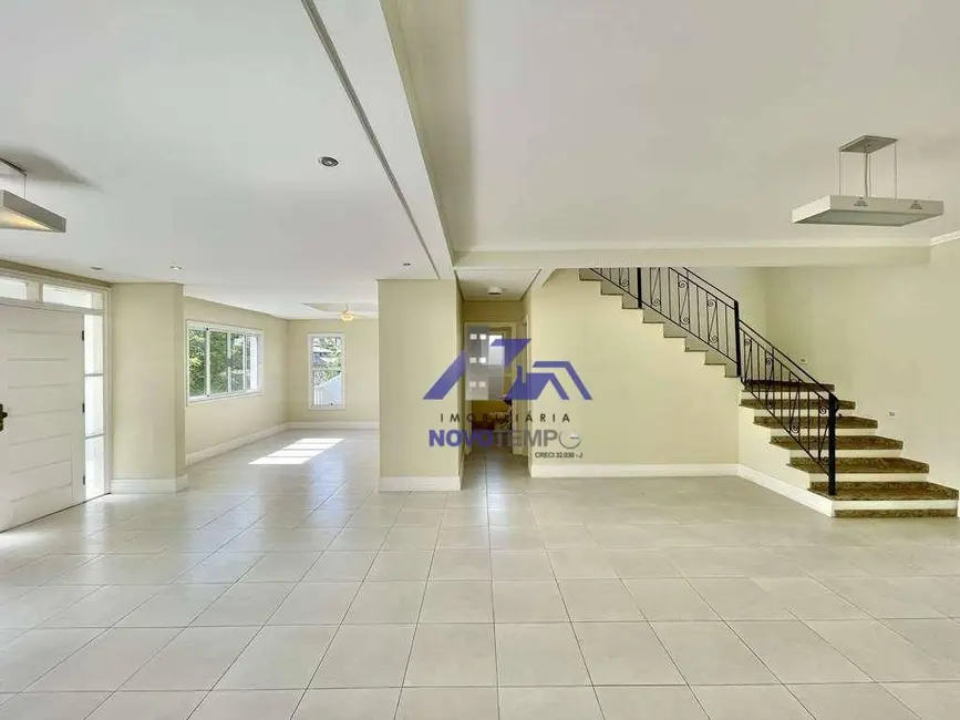 Foto 6 de Sobrado com 4 quartos à venda, 500m2 em Golf Gardens, Carapicuiba - SP