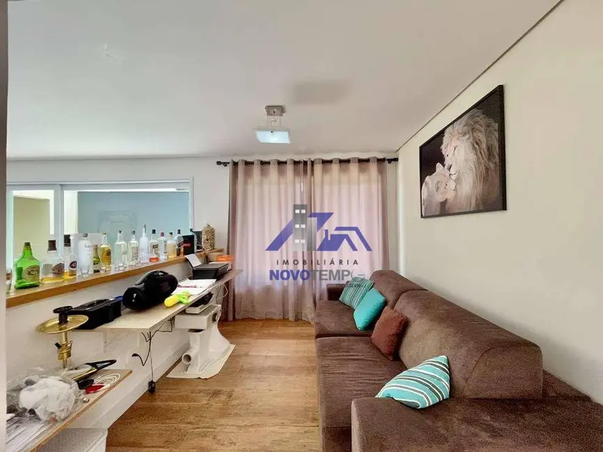 Sobrado com 4 quartos à venda, 510m2 em Aldeia da Fazendinha, Carapicuiba - SP - imagem 8 Foto 8 de Sobrado com 4 quartos à venda, 510m2 em Aldeia da Fazendinha, Carapicuiba - SP