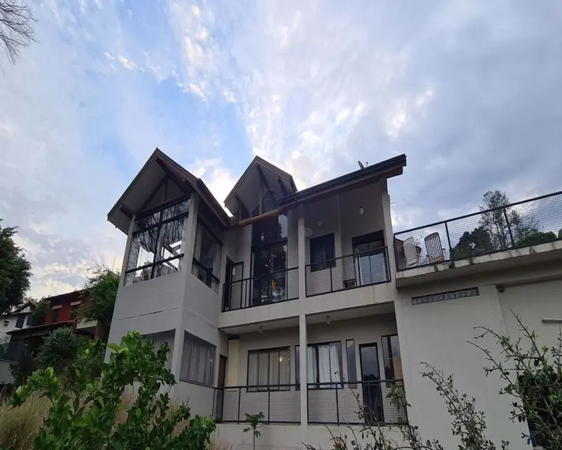 Foto 3 de Sobrado com 3 quartos à venda, 2450m2 em Jardim Mediterrâneo, Cotia - SP