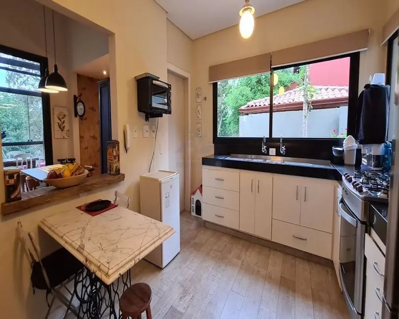 Foto 5 de Sobrado com 3 quartos à venda, 2450m2 em Jardim Mediterrâneo, Cotia - SP