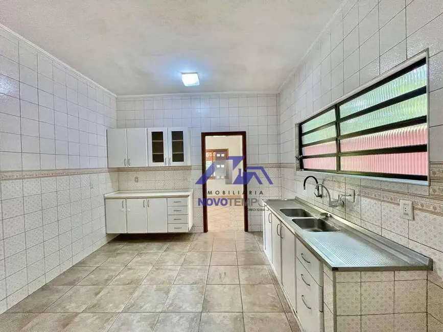 Foto 8 de Sobrado com 5 quartos à venda, 625m2 em São Fernando Residência, Barueri - SP