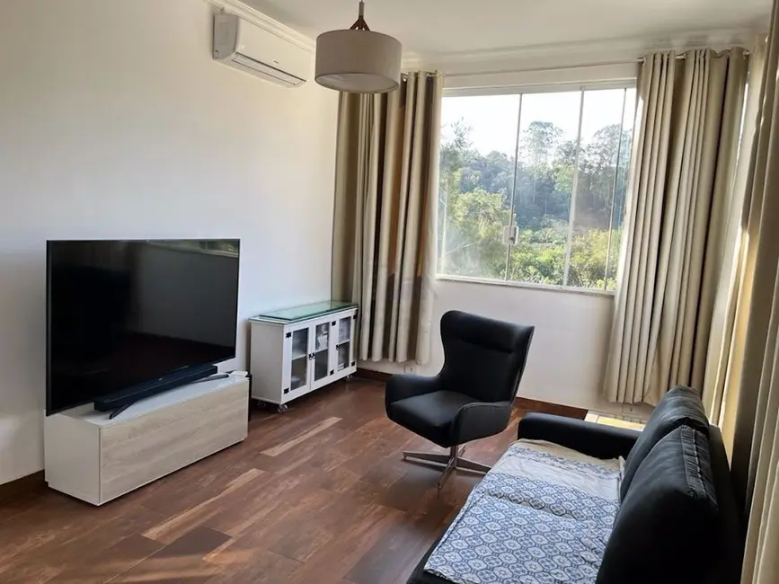 Foto 5 de Sobrado com 3 quartos à venda, 360m2 em Residencial dos Lagos, Cotia - SP