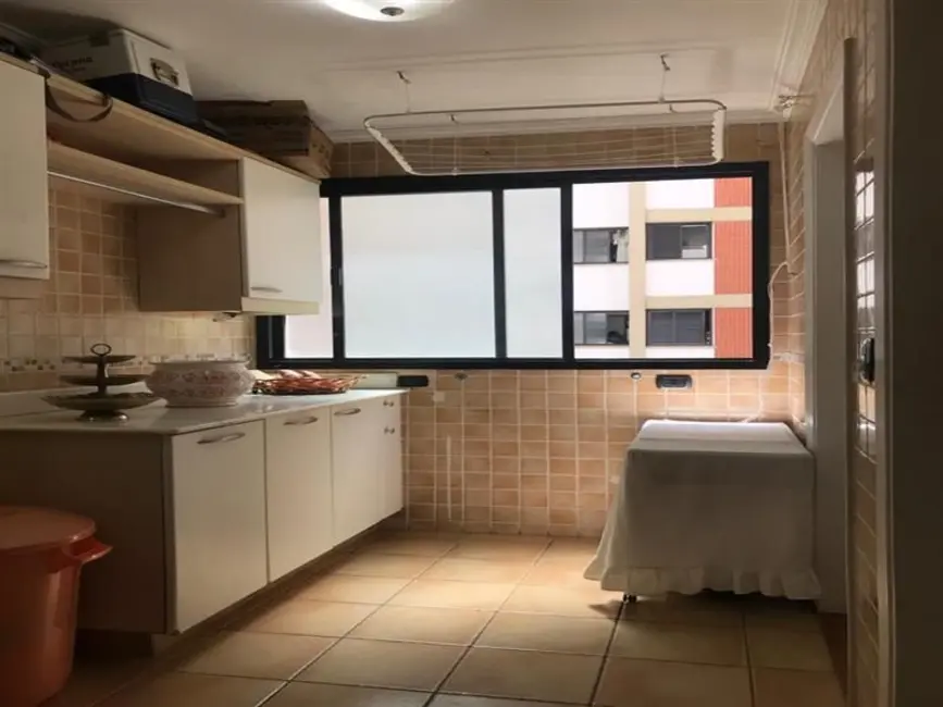 Apartamento com 3 quartos à venda, 164m2 em Alphaville Industrial, Barueri - SP - imagem 3 Foto 3 de Apartamento com 3 quartos à venda, 164m2 em Alphaville Industrial, Barueri - SP