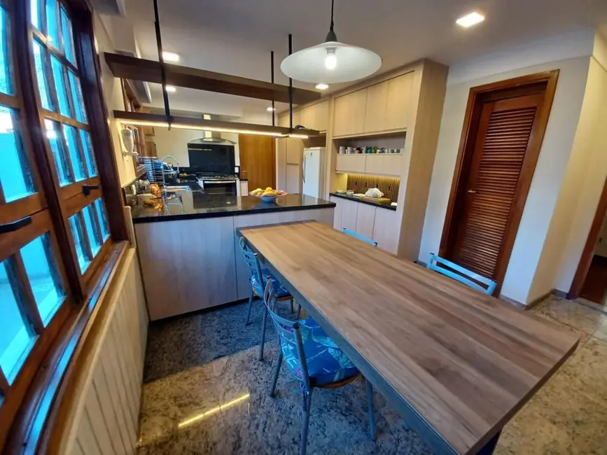 Foto 8 de Sobrado com 4 quartos à venda e para alugar, 493m2 em Santana De Parnaiba - SP