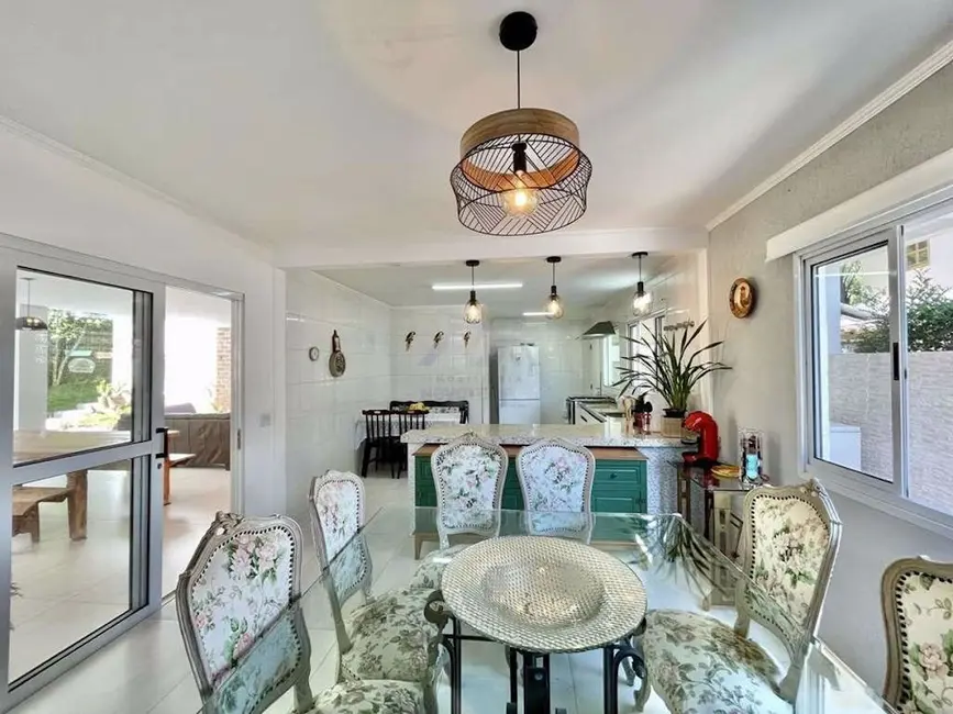 Foto 6 de Sobrado com 5 quartos à venda, 1016m2 em Jardim do Golf I, Jandira - SP