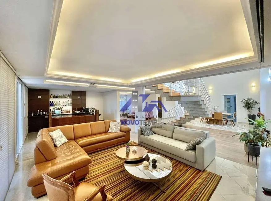 Foto 6 de Sobrado com 3 quartos à venda, 810m2 em Nova Higienópolis, Jandira - SP