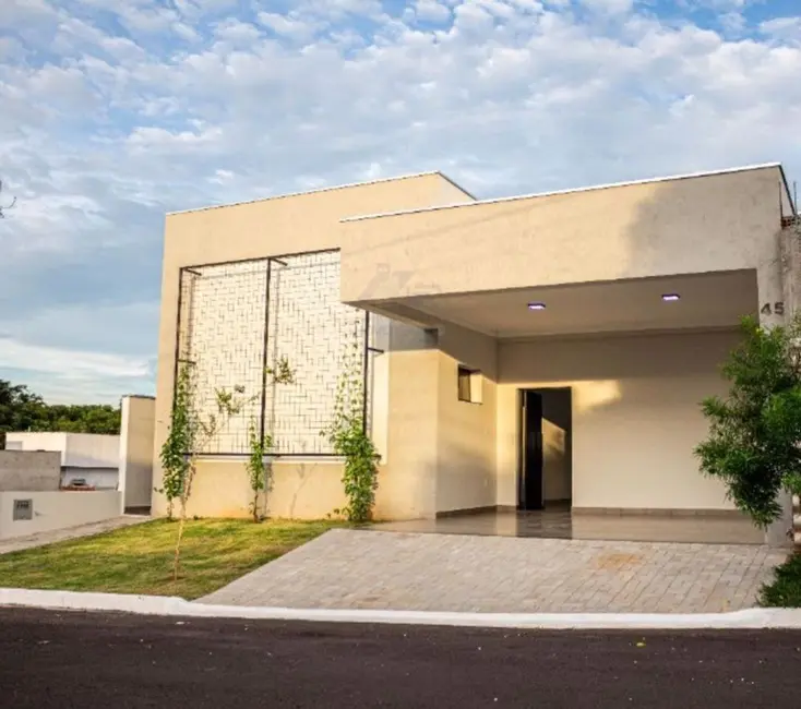 Foto 1 de Casa de Condomínio com 3 quartos à venda, 250m2 em Pinheiros, Aracatuba - SP
