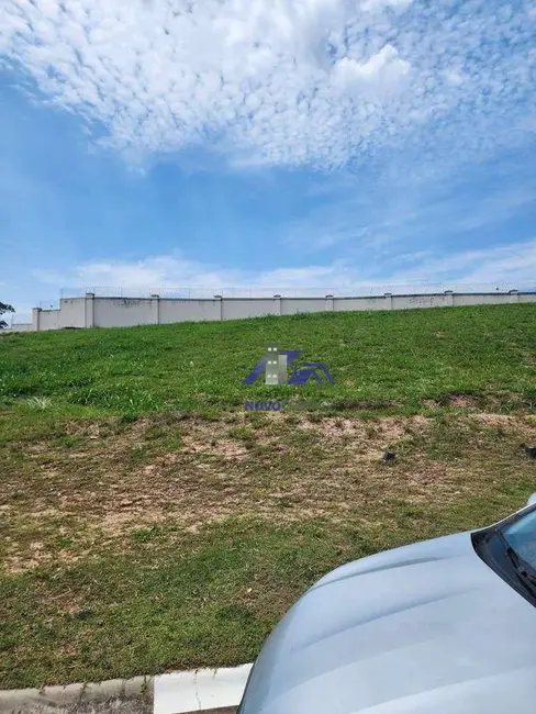 Foto 1 de Terreno / Lote à venda, 725m2 em Altos de São Fernando, Jandira - SP