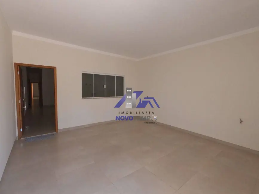 Foto 2 de Casa com 3 quartos à venda, 145m2 em Umuarama, Aracatuba - SP