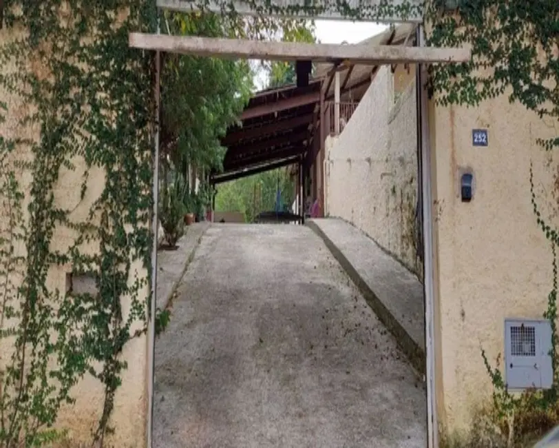 Foto 2 de Chácara com 3 quartos à venda, 1000m2 em Cristal Park, Santana De Parnaiba - SP