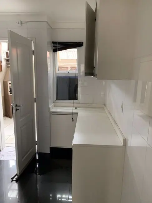 Foto 1 de Sobrado com 3 quartos à venda, 110m2 em Vila São Luiz (Valparaízo), Barueri - SP