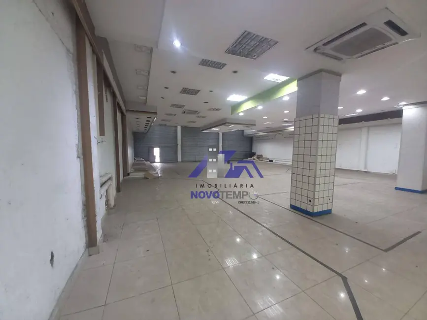 Loja para alugar, 511m2 em Jardim Regina Alice, Barueri - SP - imagem 8 Foto 8 de Loja para alugar, 511m2 em Jardim Regina Alice, Barueri - SP