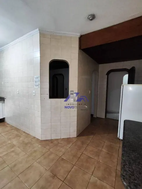 Foto 7 de Casa com 5 quartos à venda e para alugar, 1800m2 em Três Montanhas, Osasco - SP