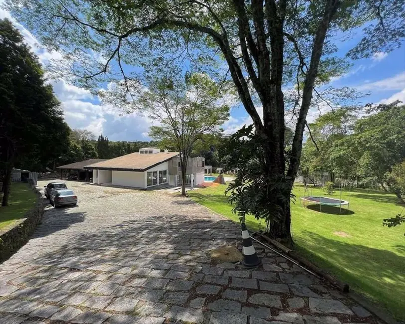 Foto 2 de Sobrado com 5 quartos à venda, 5187m2 em Parque Silvino Pereira, Cotia - SP