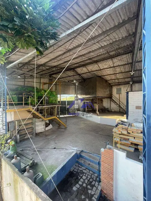 Armazém / Galpão para alugar, 250m2 em Jardim Monte Alegre, São Paulo - SP - imagem 3 Foto 3 de Armazém / Galpão para alugar, 250m2 em Jardim Monte Alegre, São Paulo - SP