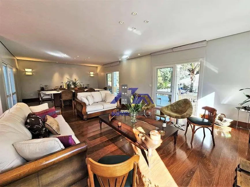 Foto 6 de Sobrado com 4 quartos à venda, 1653m2 em Residencial Euroville, Carapicuiba - SP