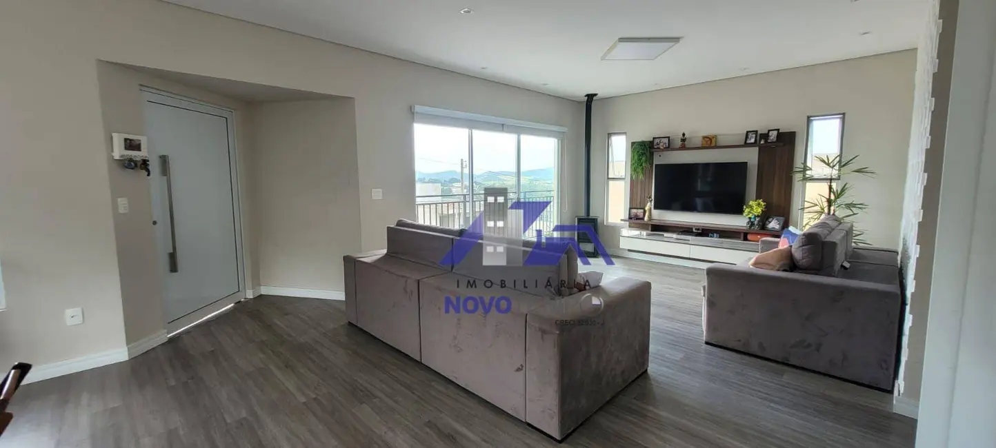 Foto 2 de Casa de Condomínio com 3 quartos à venda, 360m2 em Sítio do Morro, Santana De Parnaiba - SP