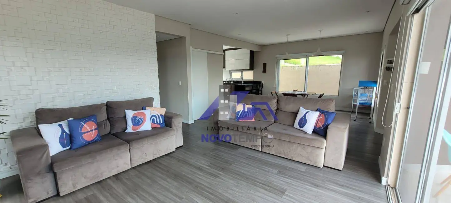 Foto 3 de Casa de Condomínio com 3 quartos à venda, 360m2 em Sítio do Morro, Santana De Parnaiba - SP