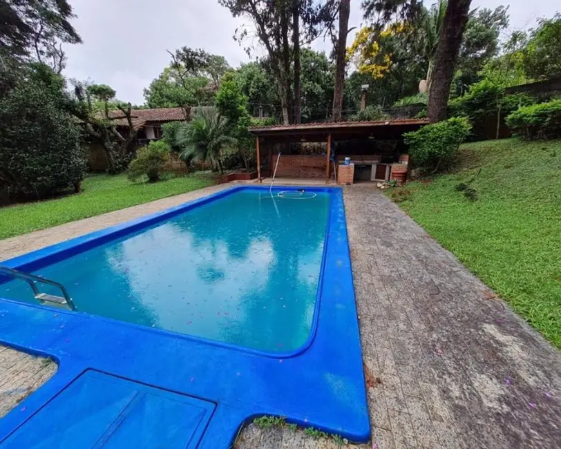 Foto 1 de Casa com 3 quartos à venda, 2488m2 em Vila Santo Antônio, Cotia - SP