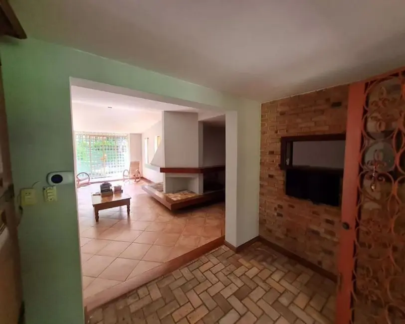 Foto 2 de Casa com 3 quartos à venda, 2488m2 em Vila Santo Antônio, Cotia - SP