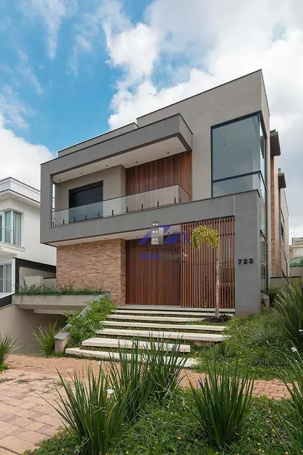 Foto 2 de Sobrado com 4 quartos à venda, 420m2 em Santana De Parnaiba - SP