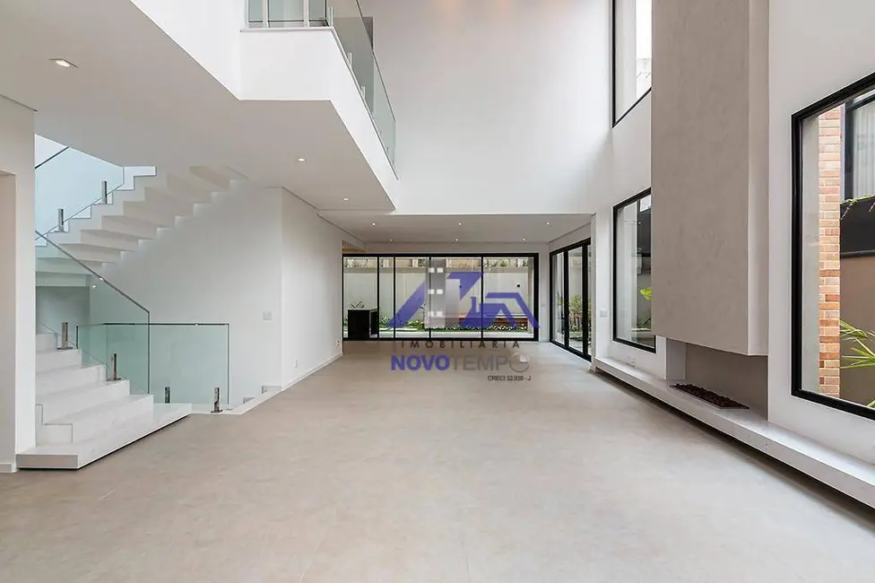 Foto 4 de Sobrado com 4 quartos à venda, 420m2 em Santana De Parnaiba - SP