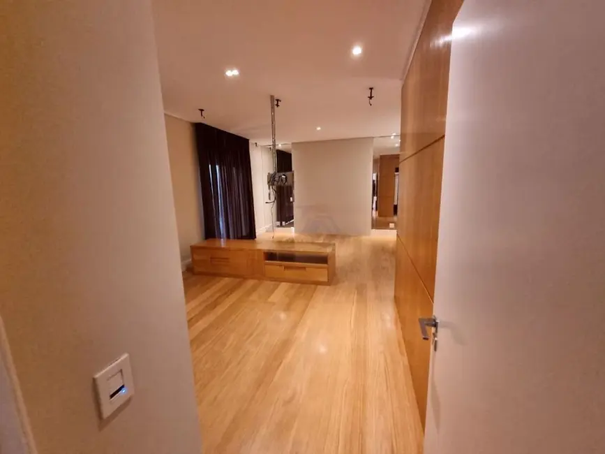 Apartamento com 4 quartos à venda, 367m2 em Tamboré, Santana De Parnaiba - SP - imagem 9 Foto 9 de Apartamento com 4 quartos à venda, 367m2 em Tamboré, Santana De Parnaiba - SP