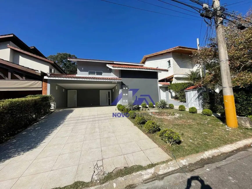 Foto 1 de Sobrado com 4 quartos para alugar, 360m2 em Santana De Parnaiba - SP